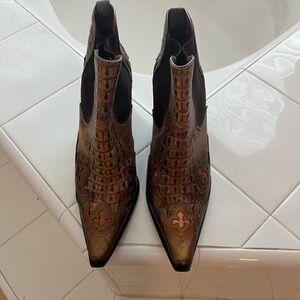 Womens vintage ankle boots leather